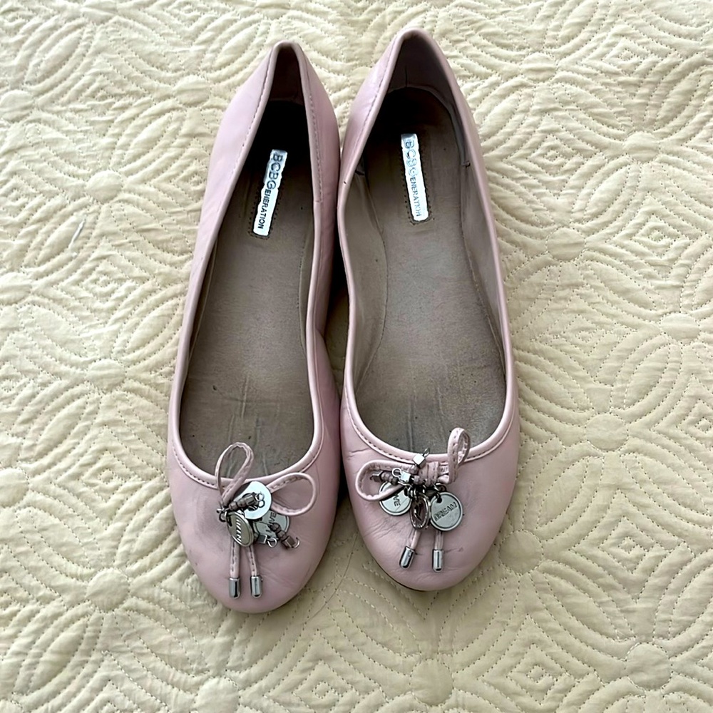 Bcbgeneration flats light pink 8 1/2